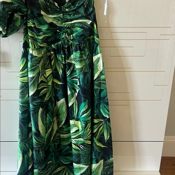 L'ATISTE Green Leaf Print Outfit - Picture 3 of 4